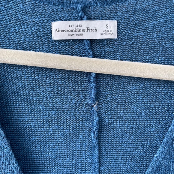 Abercrombie and Fitch Women's Long Sleeve Shirt Size S - Picture 2 of 9